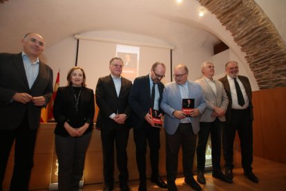 Participantes en la presentación de la obra.
