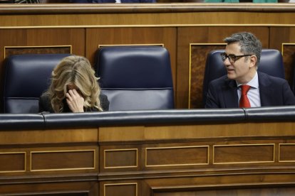 Las vicepresidenta segunda y ministra de Trabajo, Yolanda Díaz y el ministro de Presidencia, Justicia y Relaciones con las Cortes, Félix Bolaños.