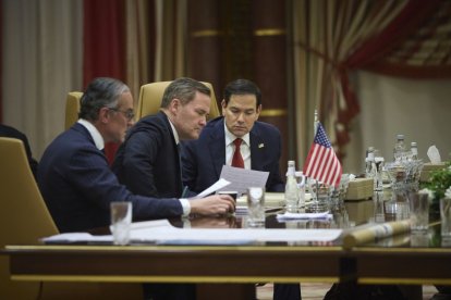 Mike Waltz y Marco Rubio en las negociaciones con Rusia.