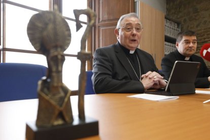 Luis Ángel de las Heras y Luis García.