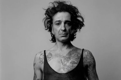 ‘Autorretrato. Mi lado femenino’, de Alberto García-Álix y ‘For sale’, de Dr. Hoffman.