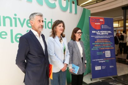 Alonso Sutil, Nuria González y Gemma Guzmán.