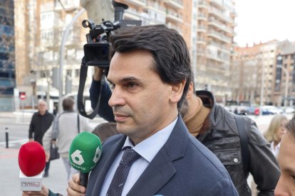 El novio de la presidenta madrileña Isabel Díaz Ayuso, Alberto González Amador. EFE/ Sergio Perez