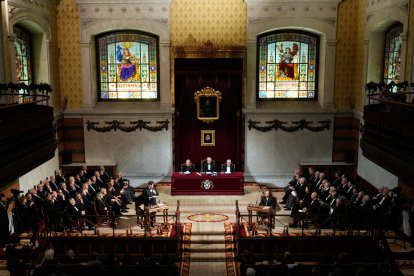 La Real Academia Española. EFE/ Borja Sanchez-Trillo