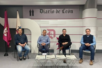Óscar Díez, Fraguas, José Antonio Pérez y Juan Simón.