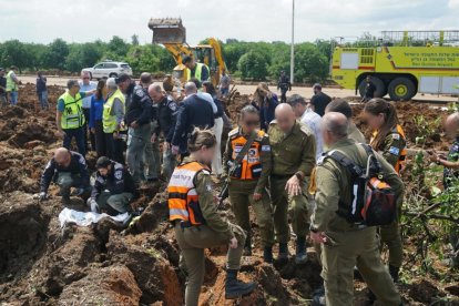 Zona del aeropuerto de Tel Aviv en la que cayó el misil. EFE