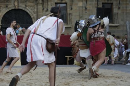 Lucha de gladiadores.