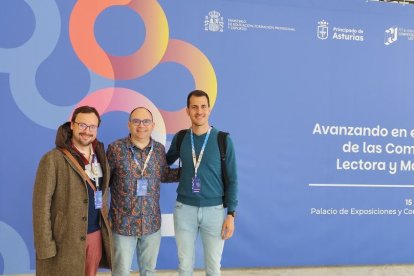 Los tres mentores de Matemáticas, en el congreso de Oviedo.