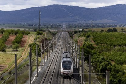 Imagen de la vía entre madrid y Andalucía.
