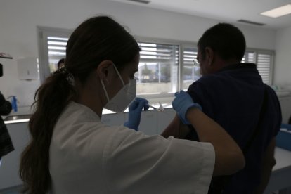 El Gobierno plantea cambios en las competencias para dar el alta a los trabajadores.