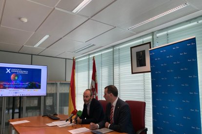 Alfonso Arroyo y Ramón Ángel Fernández, durante la presentación del campus.
