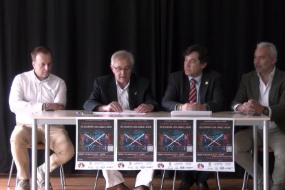 EL Ayuntamiento de Valverde de la Virgen acogerá el Campeonato Nacional de
esgrima láser.