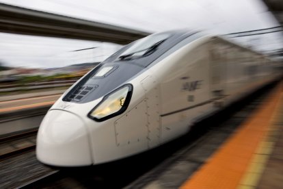 Un tren Avril.