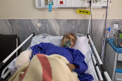 Imagen de un herido en el ataque israelí a la prisión Evin de Teherán el 23 de junio de 2025.EFE/Jaime León.