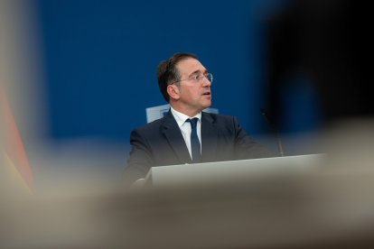 El ministro de Asuntos Exteriores, Unión Europea y Cooperación, José Manuel Albares, durante una rueda de prensa, en la sede de la Comisión Europea, a 11 de junio de 2025, en Bruselas (Bélgica).