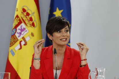 La ministra de Vivienda, Isabel Rodríguez durante la rueda de prensa.