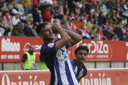 Markel Lozano jugará en el Zamora CF y será rival de la Deportiva esta temporada.