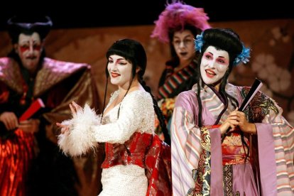 Escena de 'Mikado', que estuvo en el Emperador.