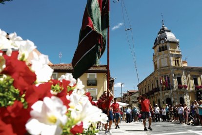 Plaza Mayor de La Bañeza durante la fiesta.