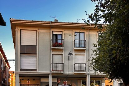 La jornada de ayer comenzó con la inauguración del mercado astur-romano por la mañana y el gran desfile por la tarde para recibir al César.