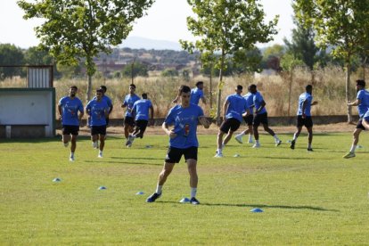 El Astorga levantó el telón a su pretemporada con 22 jugadores y la ilusión por bandera.