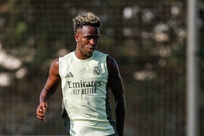 Vinicius durante la primera sesión de entrenamiento.