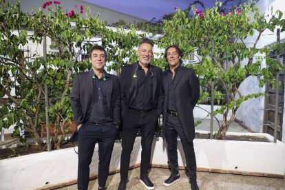 El grupo leonés Café Quijano, formado por los hermanos Raúl, Manuel y Óscar.