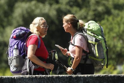 Peregrinas en un alto en el camino.
