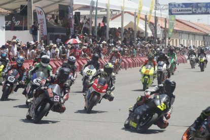 El Gran Premio de Velocidad de La Bañeza reunirá en su 64ª edición a cerca de 150 pilotos y más de 80.000 aficionados en las calles de la ciudad.