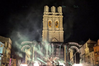 Una actuación musical en las fiestas de La Bañeza.