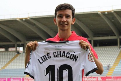 Luis Chacón en su presentación como jugador de la Cultural la pasada temporada cedido por el RC Deportivo.
