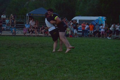 La final de pesados fue muy intensa entre Pedro Alvarado y Jesús Quiñones.