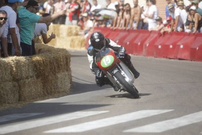 Sergio Fuertes sumó su triunfo número 12 en el Gran Premio de La Bañeza ante más de 80.000 aficionados que presenciaron las carreras.