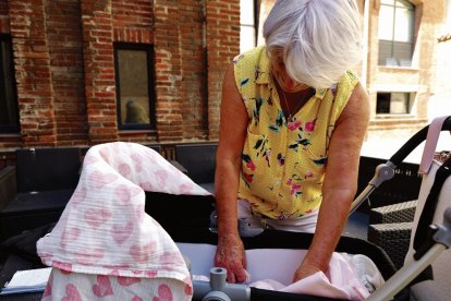 El Acogimiento Familiar es un recurso de la Gerencia de Servicios Sociales de la Junta de Castilla y León para que los niños crezcan en un ambiente estable. raMIRO