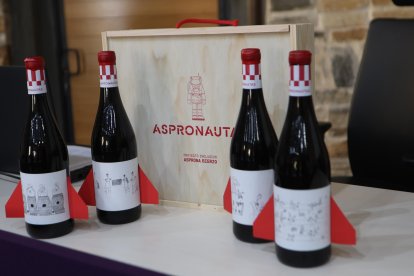 Botellas de vino de Aspronautas