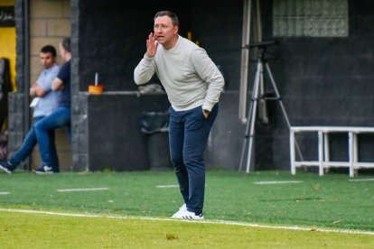 Raúl Llona pretende que su equipo dé el nivel.