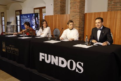 Elena Aguado, Andrea Méndez, Marta Sabugo y Raúl Fernández.