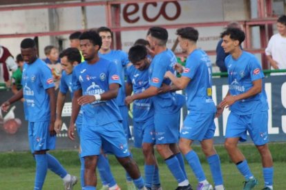 El Atlético Astorga cerró sus partidos de pretemporada con una nueva victoria.