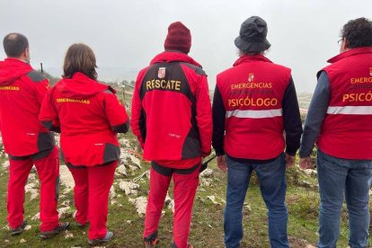 Miembros del grupo de atención en catástrofes.