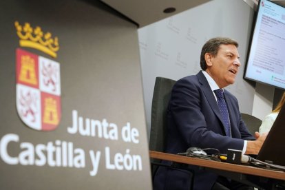 Carlos Carriedo, consejero de Economía y Hacienda de CyL, en una rueda de prensa.