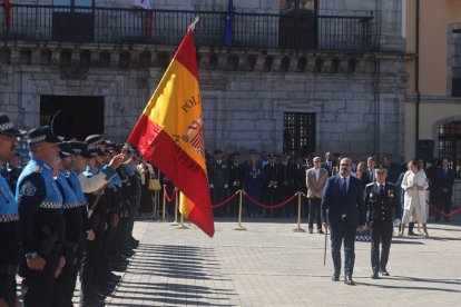Marco Morala y Arturo Pereira en la celebración en la Plaza del Ayuntamiento.