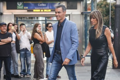 El presidente del Gobierno, Pedro Sánchez y su mujer, Begoña Gómez.