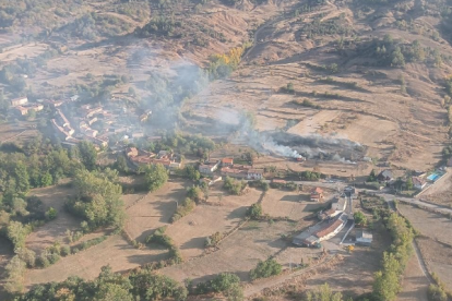 Incendio en Acisa de las Arrimadas.