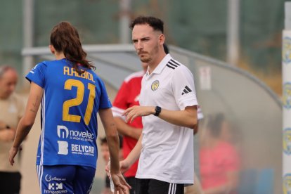 El Olímpico de León destituye a su entrenador Vitolo.