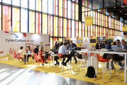 Reúne a 6.000 participantes, más de 300 ponentes, 192 stands, 40 países invitados y 15 delegaciones internacionales