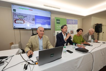 Presentación de la exposición sobre la era de los descubrimientos y Álvaro de Mendaña y la exploración del Pacífico Sur.
