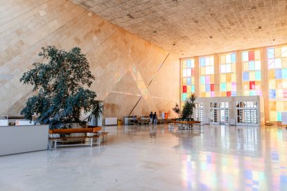 'Importancia De La Educación Económico- Financiera En Alumnos De Primer Curso De Administración De Empresas'.