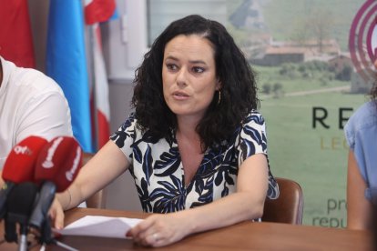 Alba Rodríguez es la alcaldesa de Vega de Valcarce, tras 14 años como concejala.