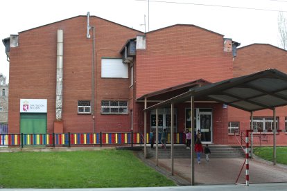 El colegio de Cubillos del Sil será ampliado.