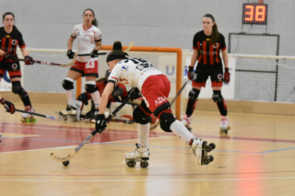 El Bembibre hockey quiere ampliar su racha a costa del Sant Cugat.